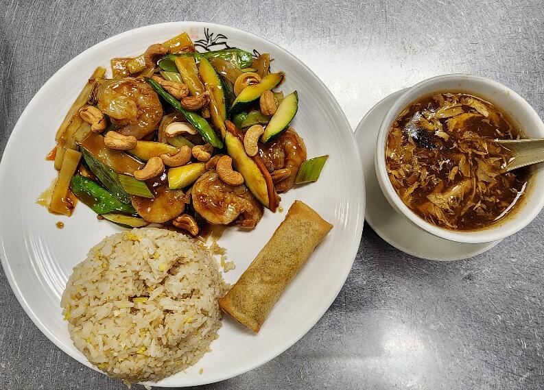 L-Shrimp w. Cashew Nut