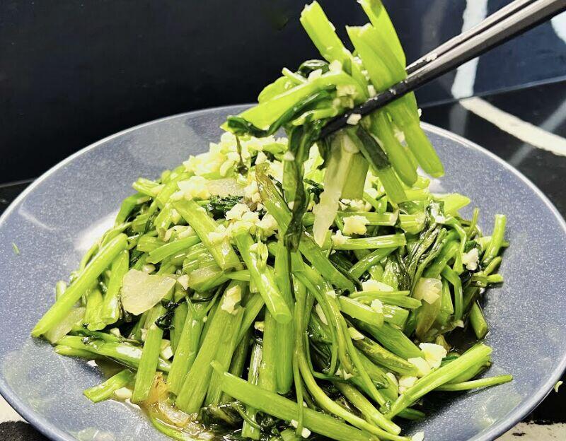 Minced Water Spinach