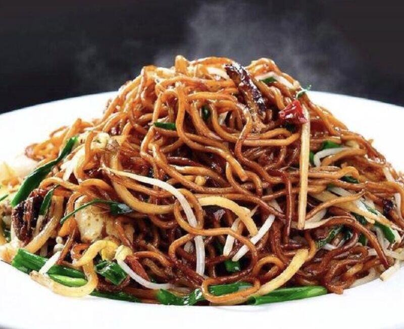 Roast Duck Pan-Fried Noodle